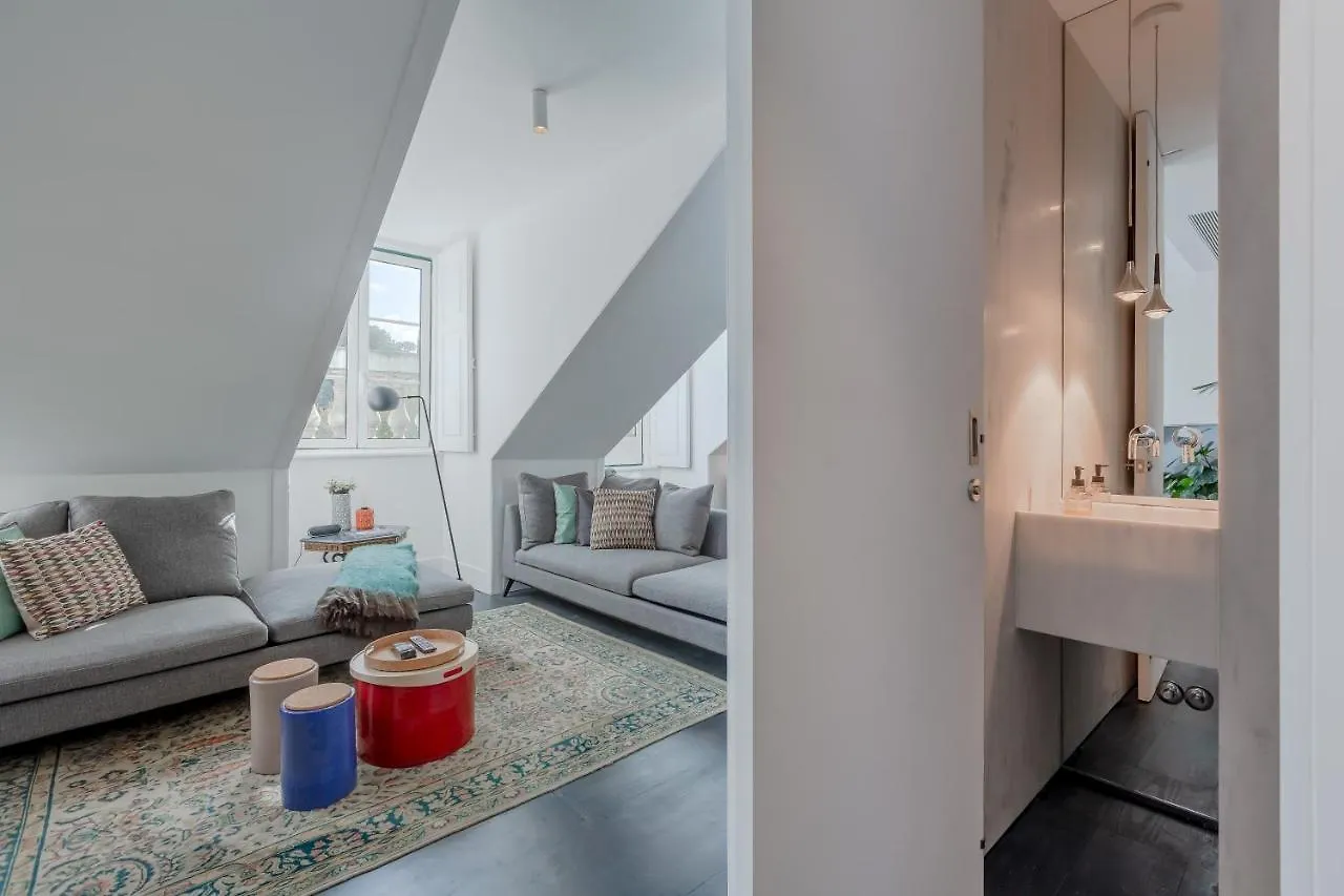 アパート Principe Real Charming Garden View Flat At The Heart Of Lisbonアパートメント