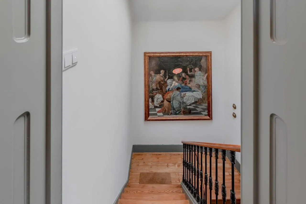 Principe Real Charming Garden View Flat At The Heart Of Lisbonアパートメント リスボン